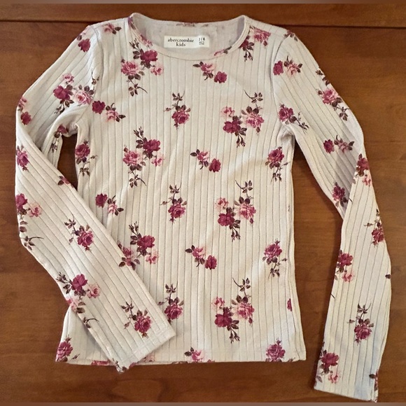 3 Girls shirts: Abercrombie Kids, Faded Glory & Cat & Jack Size M7/8. - Picture 9 of 10